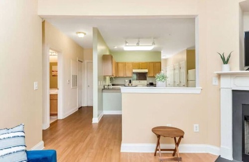 Cornelius Condo | 2 Bedroom Lake Norman Condo POOL