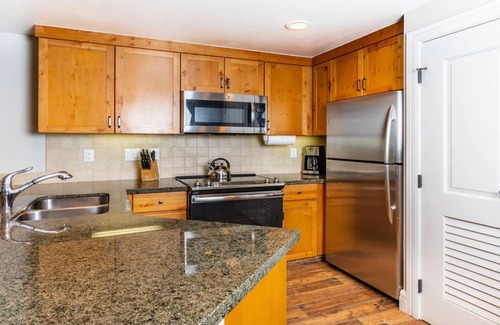 Avon Resort | 2 Bedroom Lock-off - Sheraton Mountain Vista - Full Resort Access