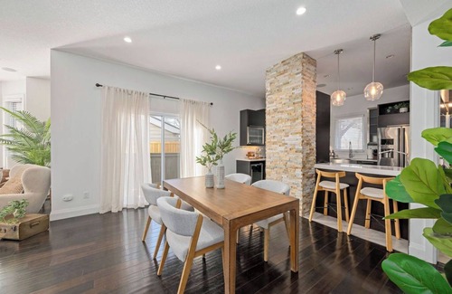 North London Apartment | 2 Bedroom Main Executive Space