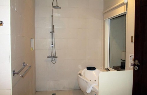 San Fernando Apartment | 2 Bedroom Master Suite at World Class Resort