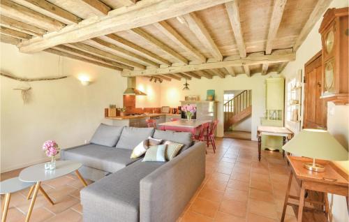 Charritte-de-Bas House | 2 Bedroom Nice Home In Charritte De Bas