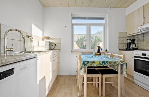 Asted House | 2 bedroom nice home in Roslev