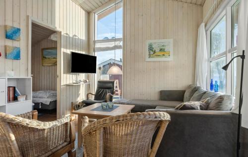 Mommark Strand House | 2 Bedroom Nice Home In Sydals