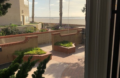 South Mission Beach House | 2 Bedroom, Ocean View