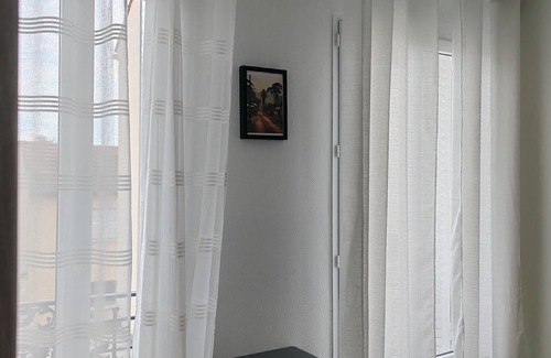 Vitry-sur-Seine House | 2 Bedroom Private vacation home in Vitry-sur-Seine