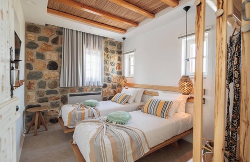 Vivlos Apartment | 2 Bedroom Sea View Apartment Naxos