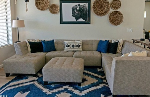 Seville Apartment | 2 Bedroom Single family 72787 by Houzlet