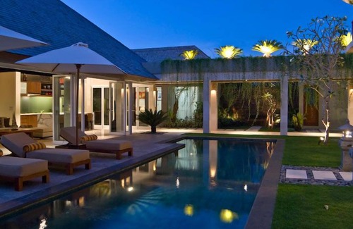 Batubelig Villa | 2 Bedroom, stay at 5 Bedroom Private Pool Villa