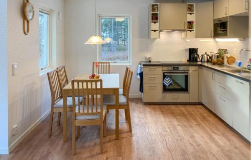 Monsteras House | 2 Bedroom Stunning Home In Mönsterås