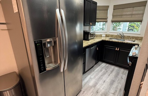 Hyde Park House | 2-bedroom townhome in enjoyable Tampa, close to the University of Tampa.