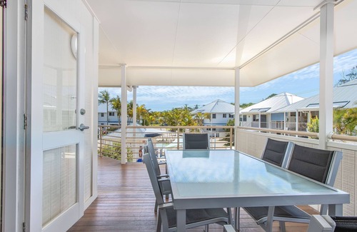 Hastings Point Apartment | 2 Bedroom Upstairs Estuary Water View - Hastings Cove!
