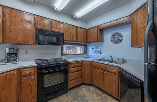 Hope Condo | 2 Bedroom with Water View
