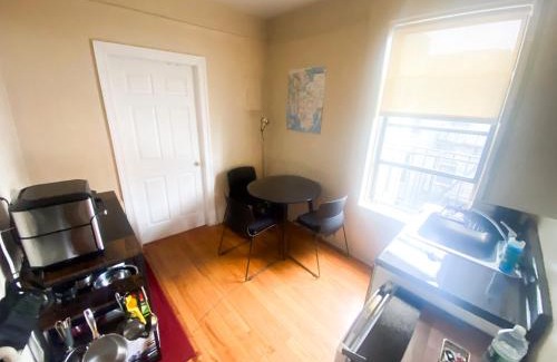 Williamsburg Apartment | 2 Bedrooms Entire Beautiful Apt in Williamsburg!