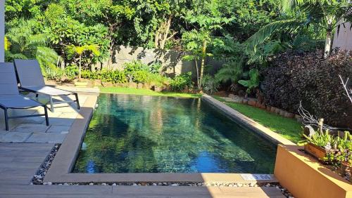 Albion Apartment | 2 Bedrooms Ground floor villa with private pool & garden