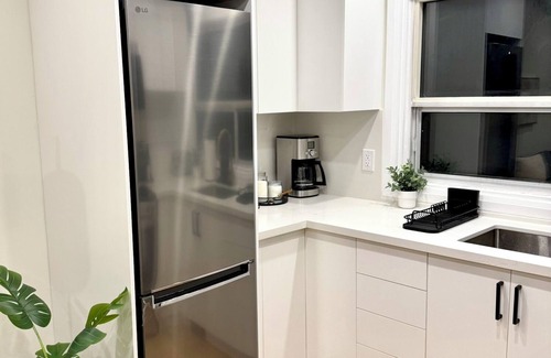 Little Italy House | 2 Bedrooms Palmerston Downtown