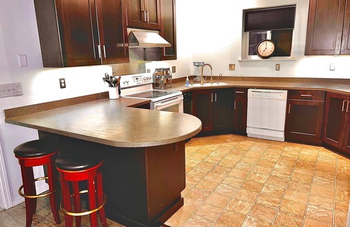 Rabbit Creek House | 2 Bedrooms, Sleeps 6-8 with private deck, gym and game room. Near the trails.