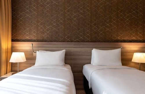 Mecca House | 2 Beds: Mercure Makkah Aziziah