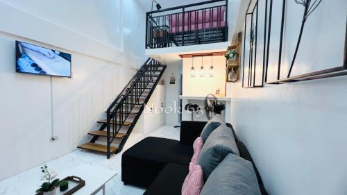 Naga Apartment | 2 Beds Spacious Centrally Located Loft Apartment