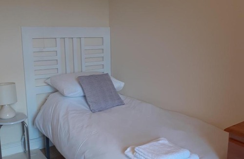 Llangollen House | 2 Bodwen Villas