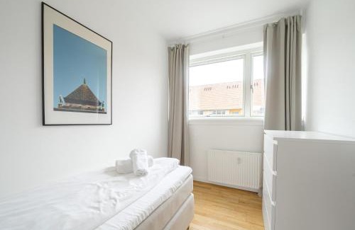Frederiksberg Apartment | 2-BR apartment with a balcony in Frederiksberg - 203