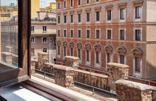 Rione XIV Borgo Apartment | 2 BR Flat with Vatican Terrace