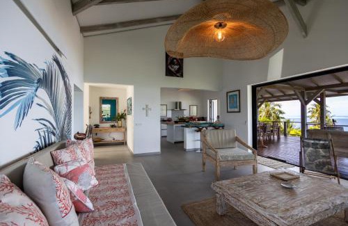 Bora Bora Villa | 2 BR. Panoramic Lagoon View Villa: Poolside paradise, gourmet kitchen