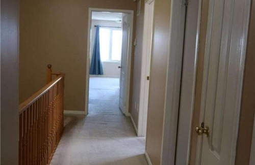 Brampton House | 2 Brampton Homestay- Great Location near All Amenities
