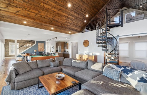 Wolf Laurel House | 2 Cabins & Views for Miles~ Hot Tubs~ Pool Table