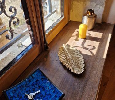 Luilley House | 2 CHAMBRES DANS MAISON EN PIERRE ATYPIQUe