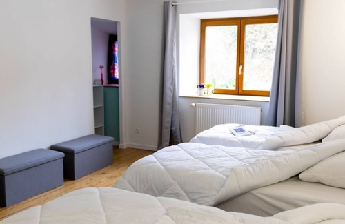 Baignes Bed & Breakfast | 2 Chambres table d'hôtes in the countryside le nid qui danse near Vesoul 2 to 6 pers.