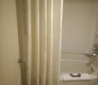 Livingston Apartment | 2 Double Bed Hotel Studio 128