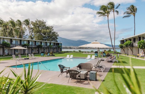 Kahului Hotel | 2 Family-Friendly Accommodations, Outdoor Pool, Near Maui Tropical Plantation!