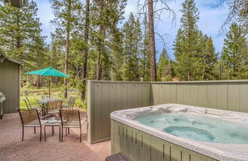 Tennis Village House | 2 Fawn Lane - Meredith Lodging