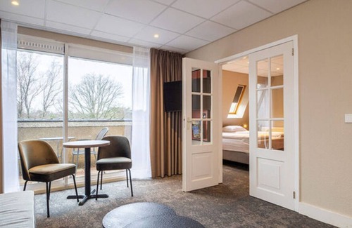 Doorwerth Hotel | 2 Forest Rooms - Experience with Modern Comfort, Close to Arnhem