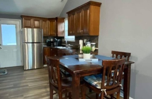 Hampton House | 2 homes that sleep 16!