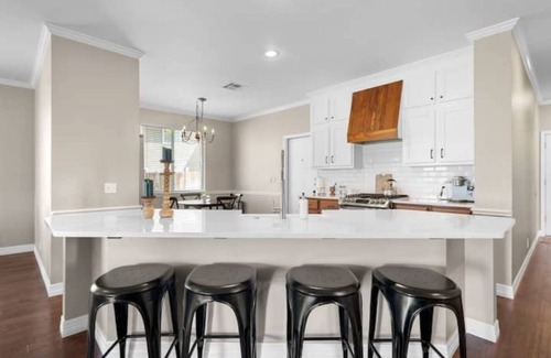 Buda House | 2 King Beds in this relaxing home on the greenbelt.