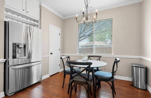 Buda House | 2 King Beds in this relaxing home on the greenbelt.