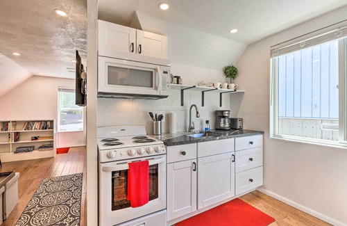 Baker Apartment | 2 Mi to Downtown Denver: Chic Apartment!