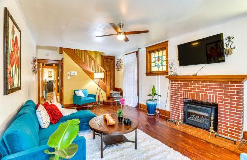 Harrisburg - Hershey House | 2 Mi to Dtwn Harrisburg Escape with Furnished Deck!