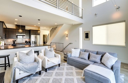 Old Southwest House | < 2 Mi to Dtwn: Reno Gem w/Rooftop Patio!