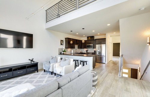 Old Southwest House | < 2 Mi to Dtwn: Reno Gem w/Rooftop Patio!