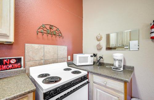 Lake Whitney Apartment | 2 Mi to Marina Lake Whitney Studio Retreat!