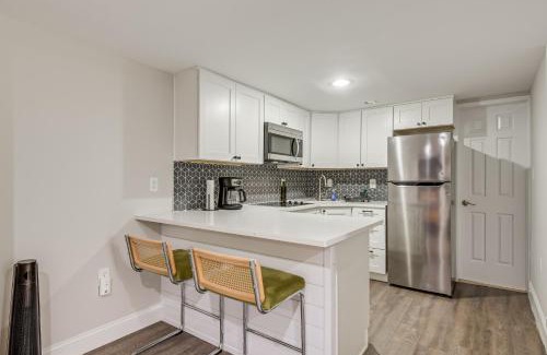 Logan Circle Apartment | 2 Mi to National Mall Walkable DC Studio!