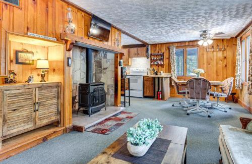 Freedom House | 2 Mi to Ossipee Lake Forest-View Sanctuary!