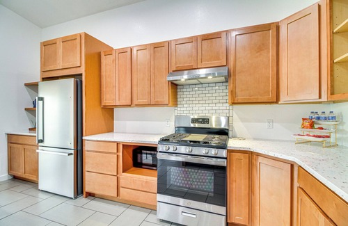 Westside Cottage | 2 Mi to Petroglyph Natl Monument: Updated Home