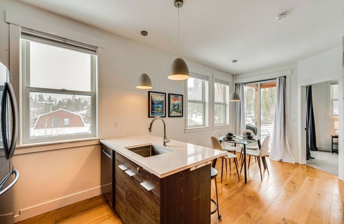 Grand Lake Condo | 2 Mi to RMNP: Mtn-View Grand Lake Loft!