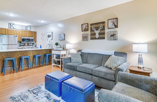 Notch Estates Condo | 2 Mi to Silver Dollar City: Inviting Family Escape