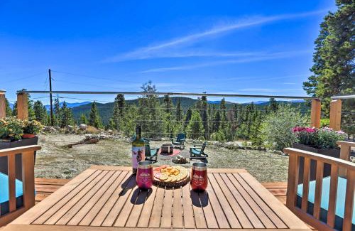 Saint Mary's House | 2 Mi to St Marys Glacier Modern Cabin with Hot Tub