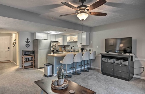 Surfside Beach Apartment | 2 Mi to Surfside Beach: Condo w/Community Pool!