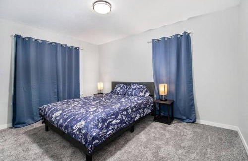 Near Northwest Villa | 2 Miles from NOTRE DAME - Brand New Spacious House